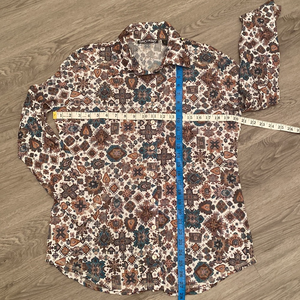 Sno Skins Printed  Button Shirt  Size M - Picture 7 of 8